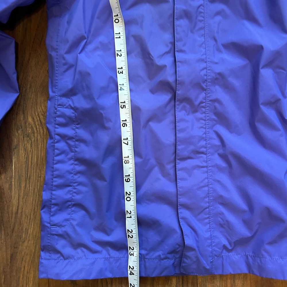 The North Face HyVent Navy Blue Raincoat Girl’s Size Large With Hood - Picture 4 of 10